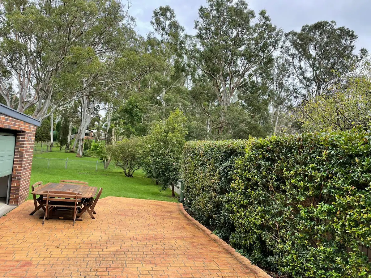 Outdoor dining area at Kilmeedy Bowral holiday rental
